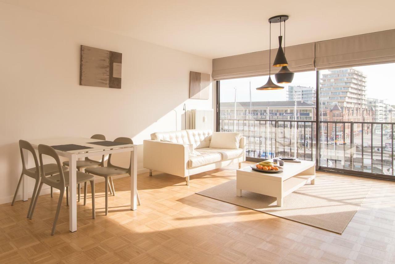 Studio Juan Les Pins Apartment ออสเทนด์ ภายนอก รูปภาพ