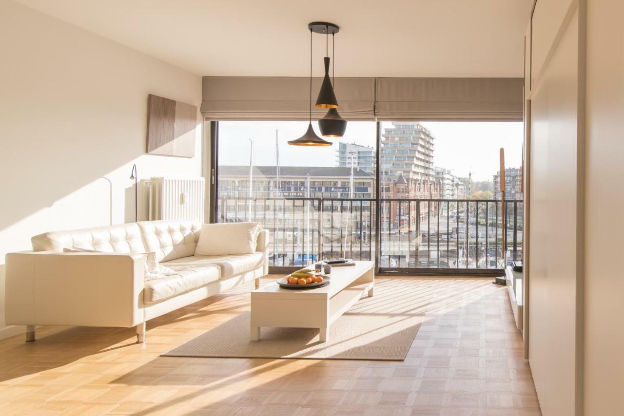 Studio Juan Les Pins Apartment ออสเทนด์ ภายนอก รูปภาพ